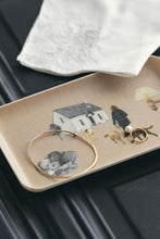 Load image into Gallery viewer, Linen Coated Tray M.OGIHARA Living With Dogs
